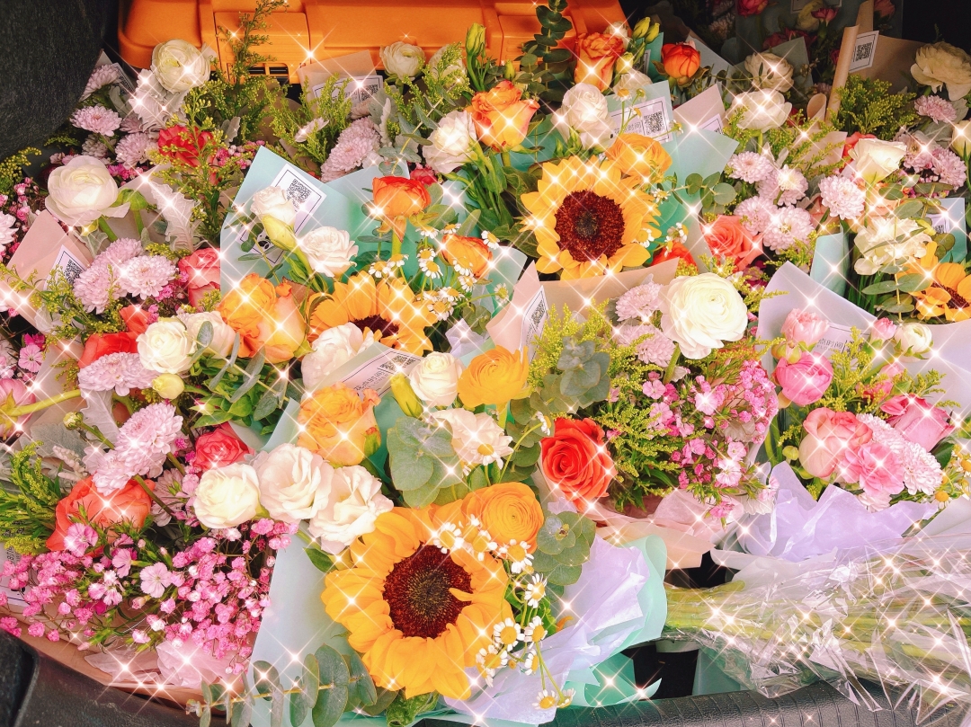 Bright March,Happy Women's Day Is Coming!