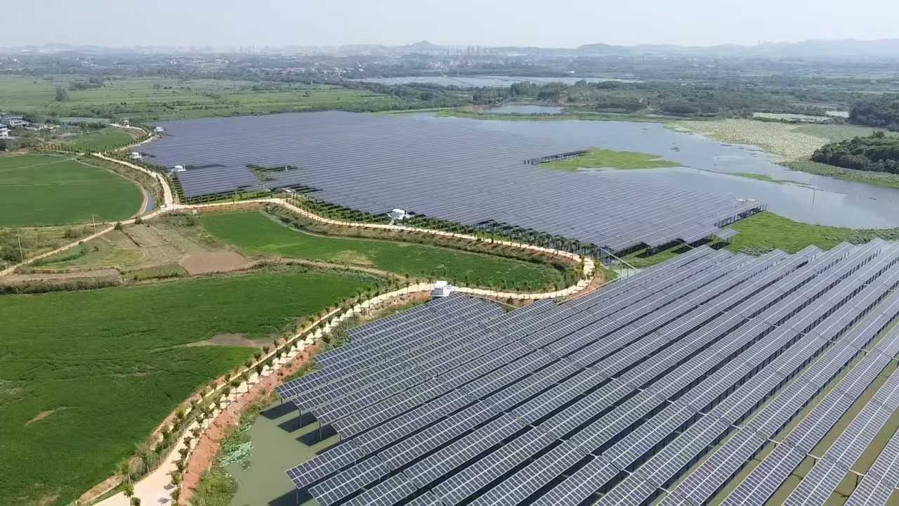 Green Energy Benchmark: Shanghai Chiko Solar Mounting Supports Hubei Huadian Huangshi Daye Huangdangqiao 99MW PV Project in Successful Grid Connection!