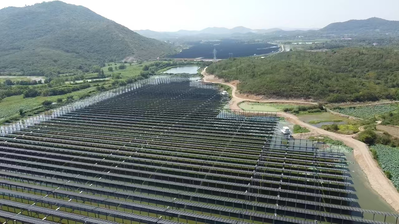 Green Energy Benchmark: Shanghai Chiko Solar Mounting Supports Hubei Huadian Huangshi Daye Huangdangqiao 99MW PV Project in Successful Grid Connection!